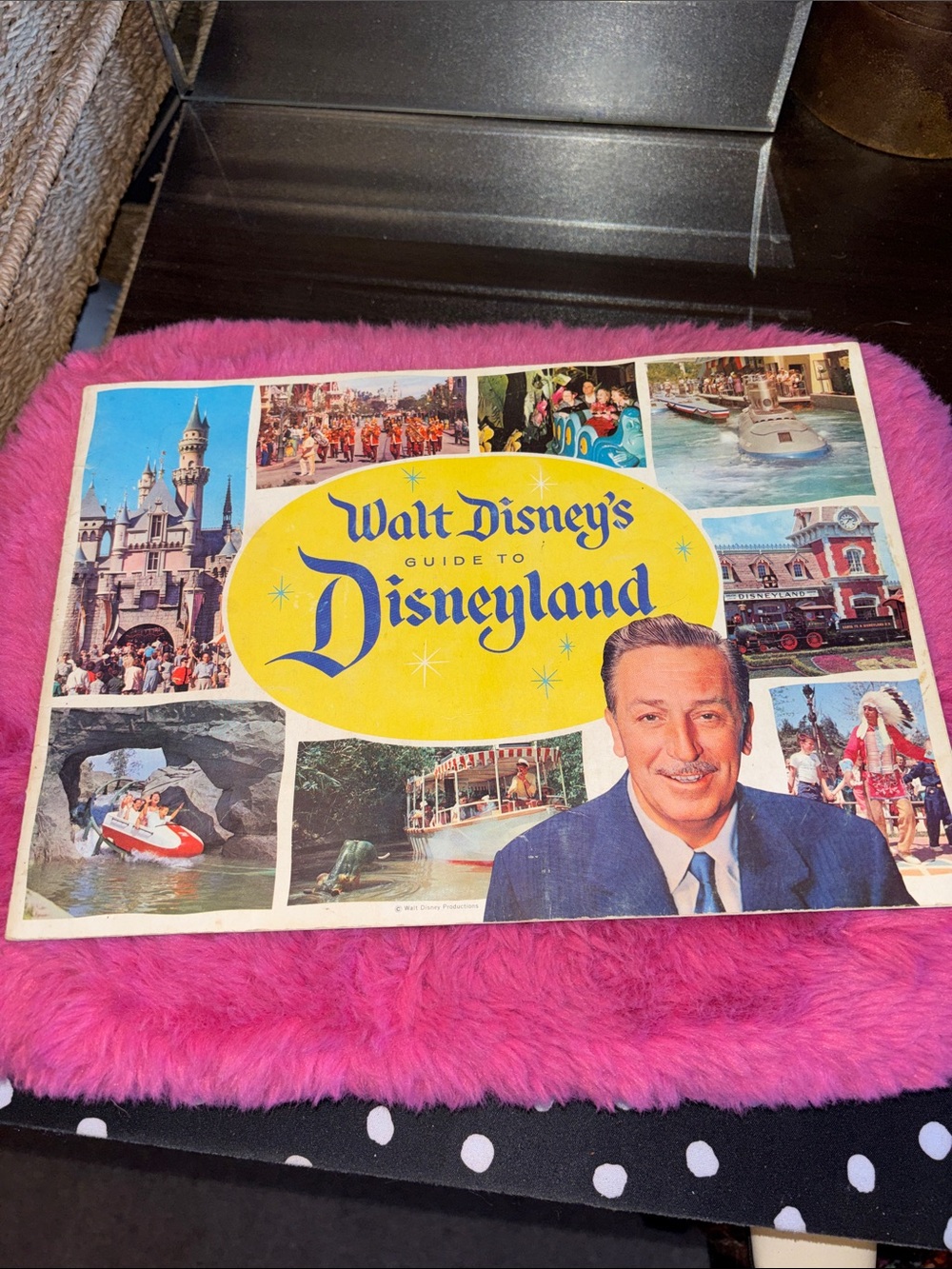 VINTAGE Walt Disney's Guide to Disneyland" is a 1960 souvenir booklet featurin